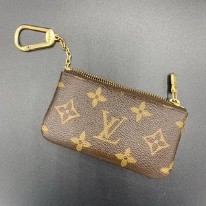 AUTHENTIC LOUIS VUITTON KEY POUCH